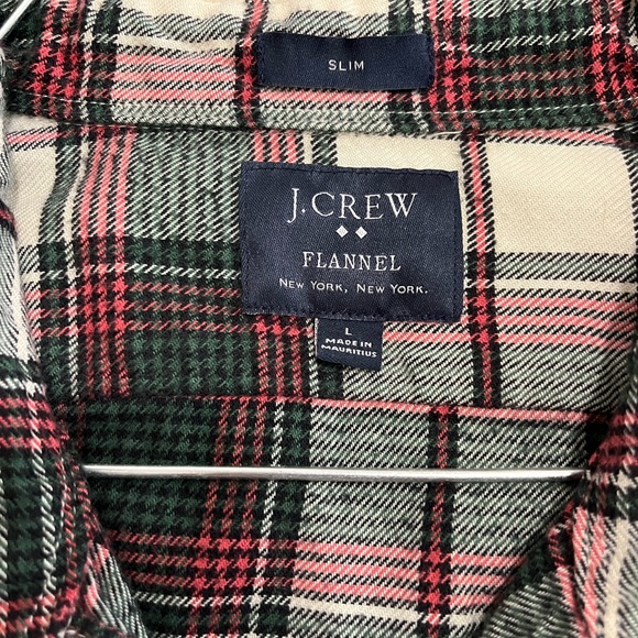 J. Crew men’s Flannel red and green plaid size Large Slim. - Picture 4 of 4